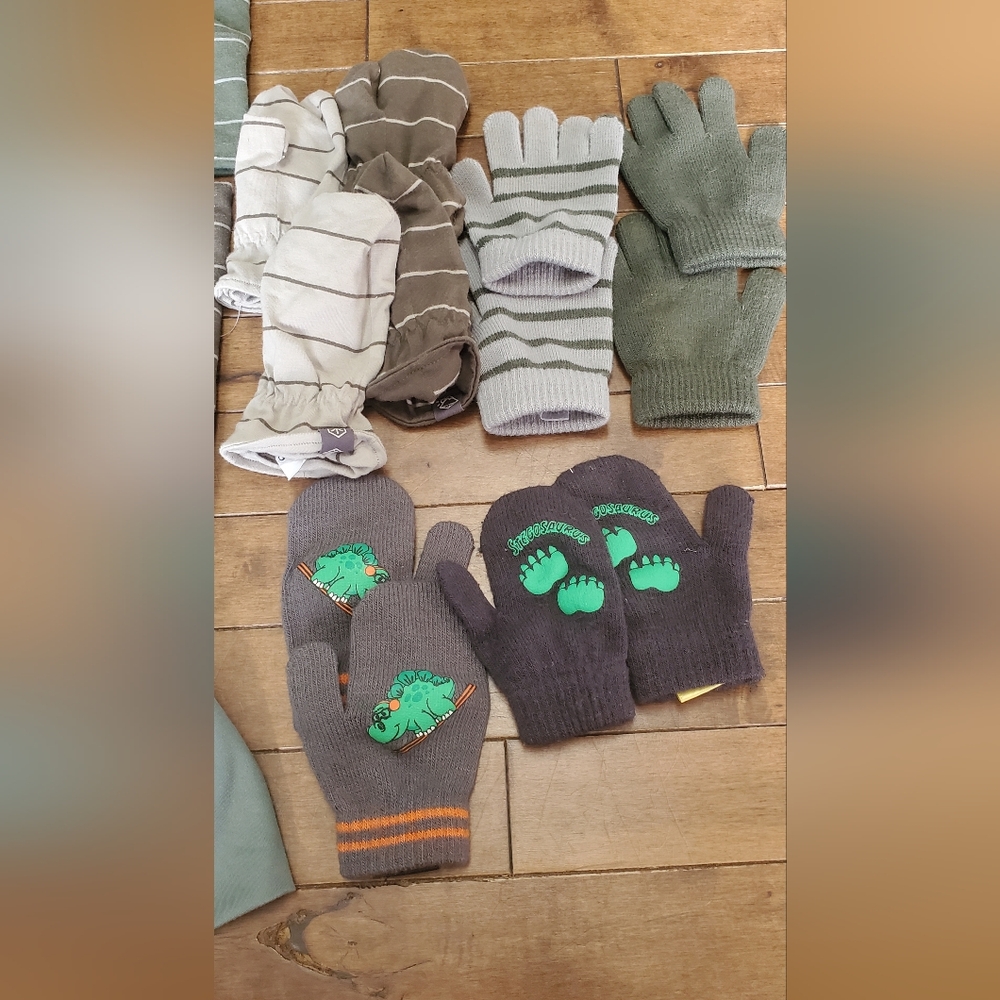 Green Fall/Spring Accessories Bundle 3-5T (multiple items) - Picture 4 of 5